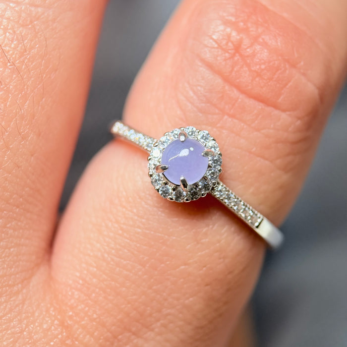 Moonlit Bloom – Icy Lavender Jadeite Halo Ring (S925 Silver)