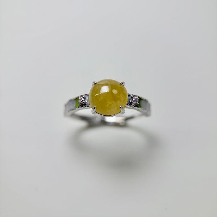 Honeydrop Gleam – Icy Yellow Jadeite Cabochon Ring (S925 Silver)