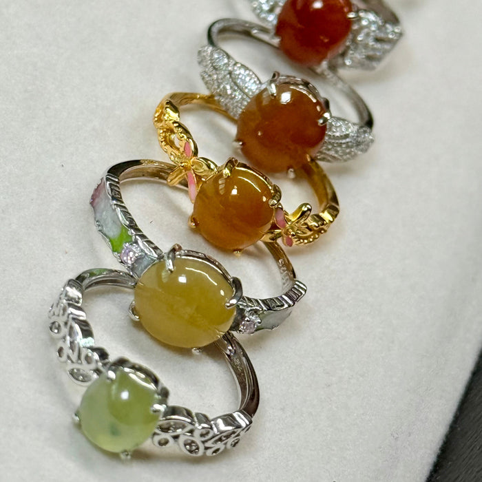 Golden Bloom – Icy Yellow Jadeite Cabochon Ring (S925 Silver, Gold Finish)